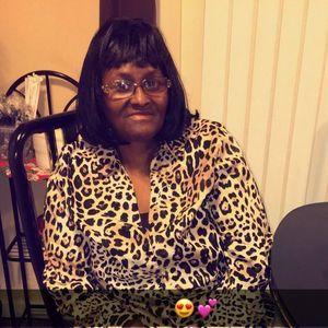 Meet your Posher, Shirley